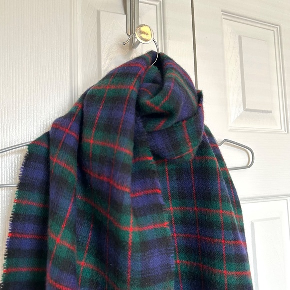 Like New Ingles Buchan Pure Wool Tartan Scarf Murray of Atholl Modern - Picture 6 of 12